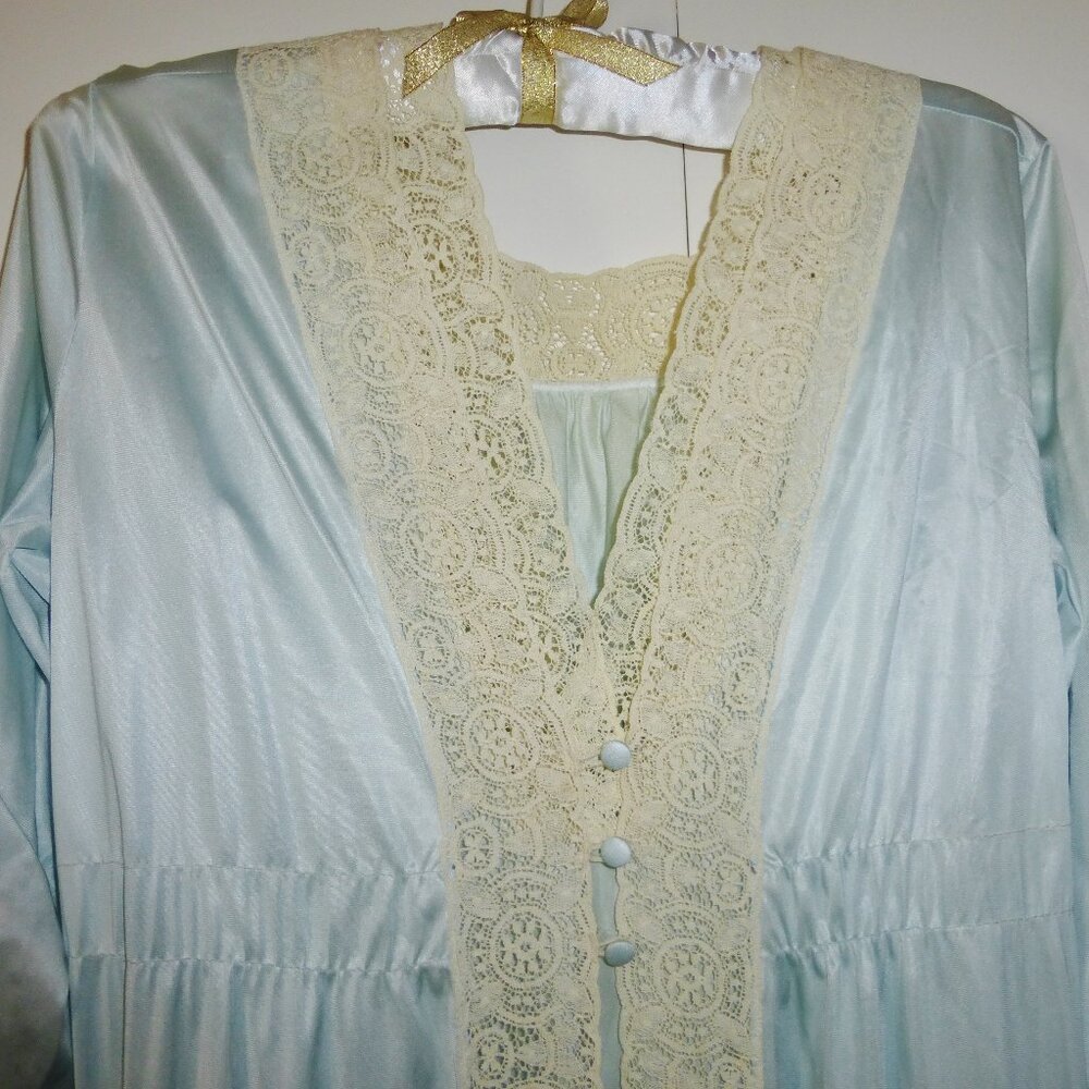 Vintage Miss Elaine Blue Peignoir Robe & Nightgown SET Size Small Ecru Lace USA